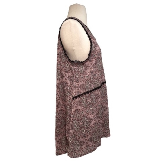 LC LAUREN CONRAD Top Peplum Crochet Dusk Pink Floral Sleeveless Large - Picture 4 of 10